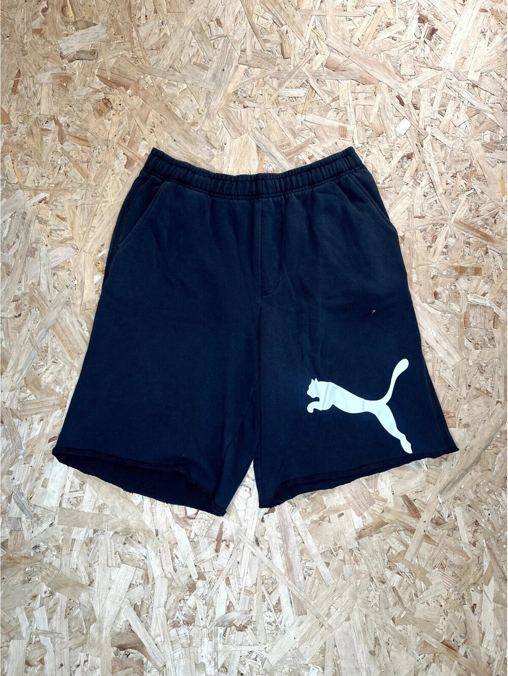 Puma Big Logo Sweat Shorts Mens Medium Black Raw Hem Fleece Athletic Gym